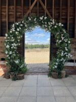 Moongate faux Flower Circle Arch - Image 2