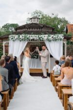 Floral Drape Arch - Image 3